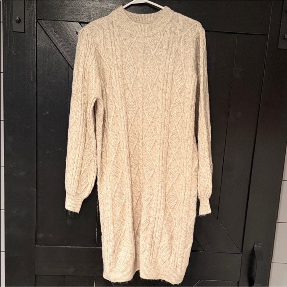 Chic Cream Cable Knit Sweater Dress